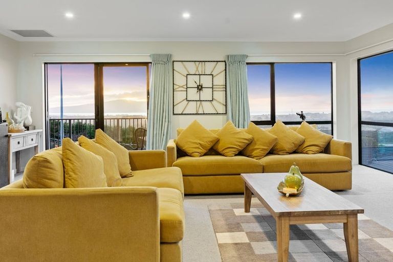 Photo of property in 11 Wilson Way, Waikanae, 5036