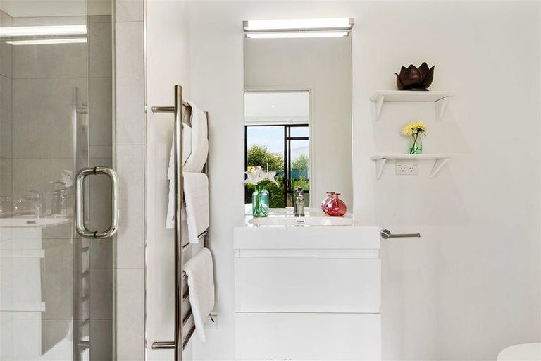 Photo of property in 9 Lieutenant Lane, Papakura, 2110