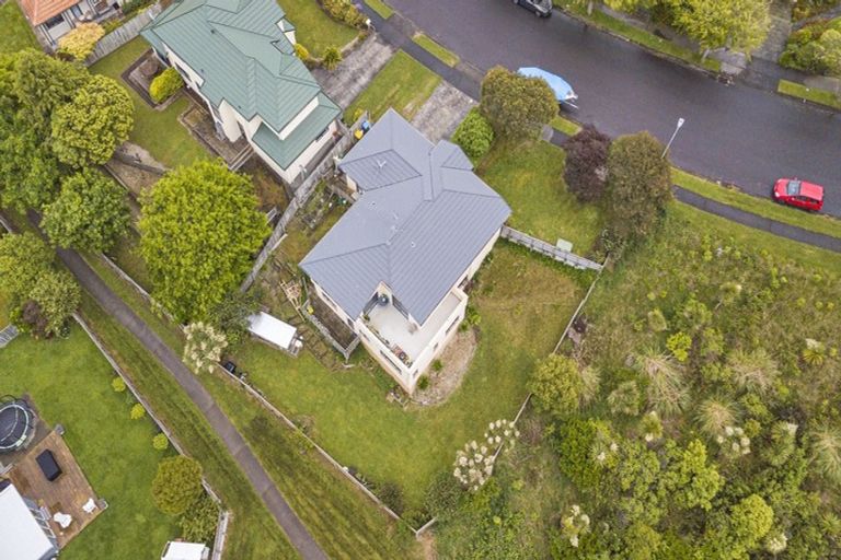 Photo of property in 41 Samwell Drive, Whitby, Porirua, 5024