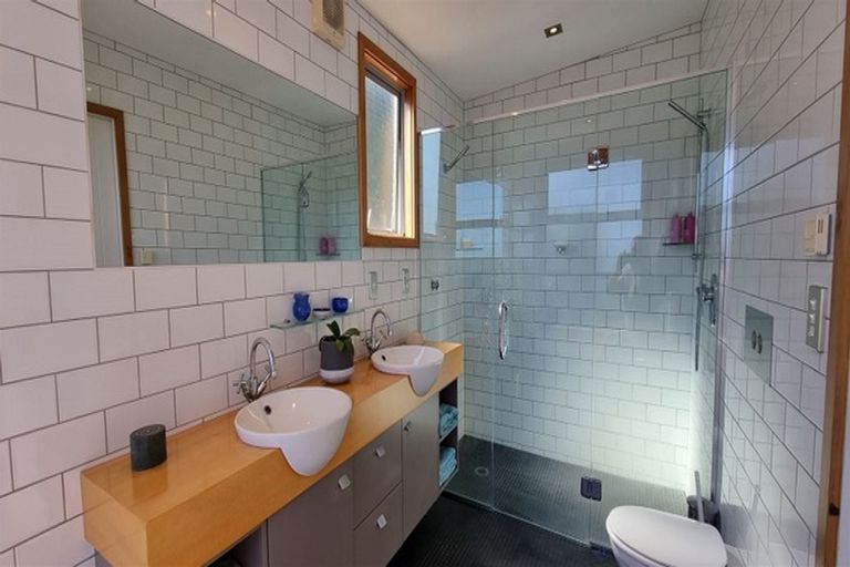 Photo of property in 13 Karekare Road, Raumati South, Paraparaumu, 5032