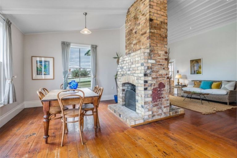 Photo of property in 159 Victoria Road, Devonport, Auckland, 0624