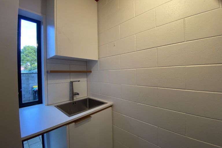 Photo of property in 2/67 Saint Albans Street, St Albans, Christchurch, 8014