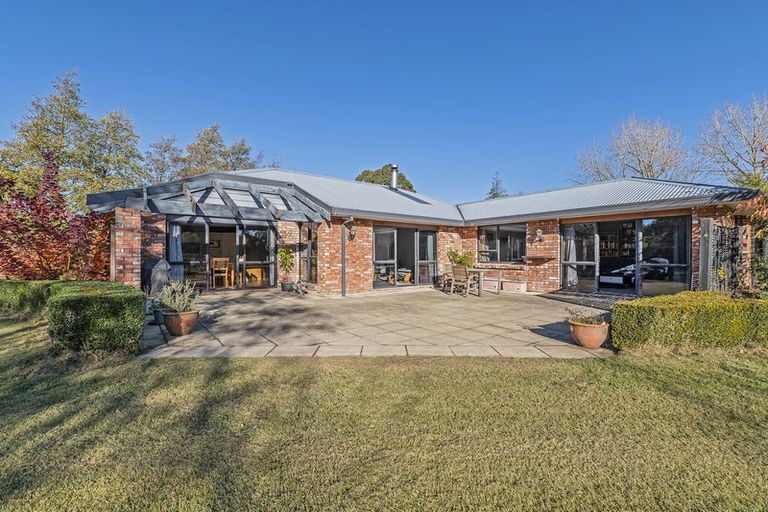 Photo of property in 12 Dawn Place, Kirwee, Darfield, 7571