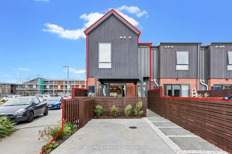 Photo of property in 62 Wallace Road, Hobsonville, Auckland, 0616