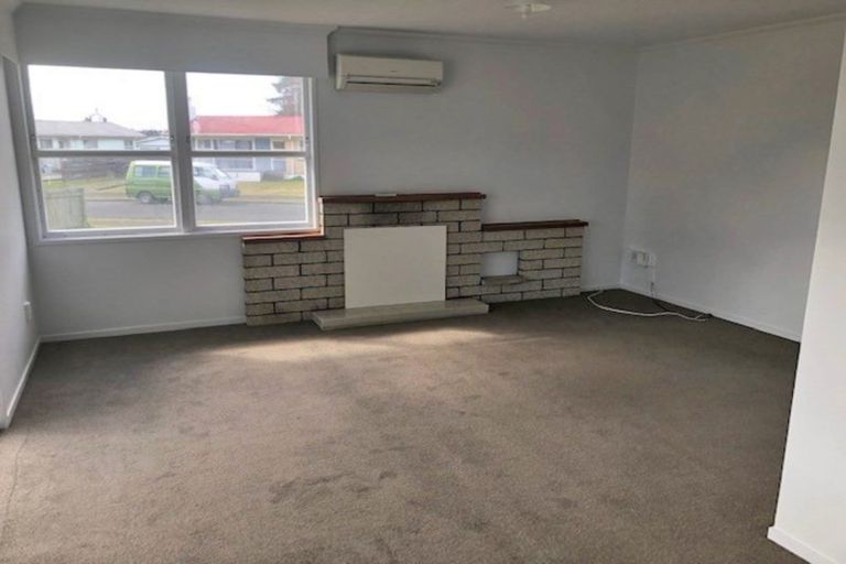 Photo of property in 10 Perepe Street, Mangakakahi, Rotorua, 3015