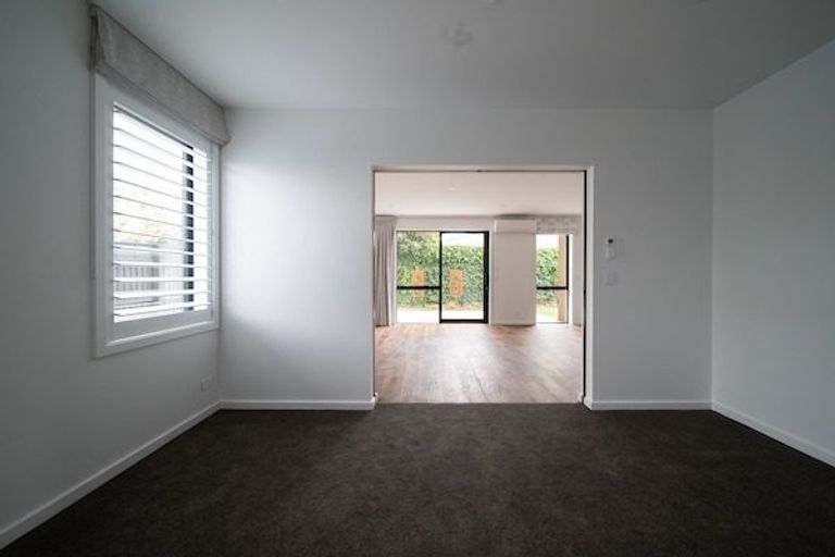 Photo of property in 1/27a Taylors Avenue, Bryndwr, Christchurch, 8052