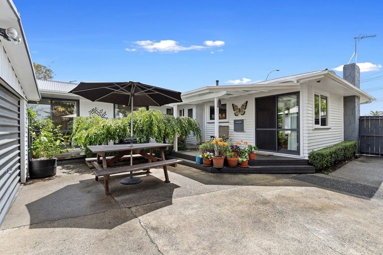 Photo of property in 171 Sandwich Road, St Andrews, Hamilton, 3200