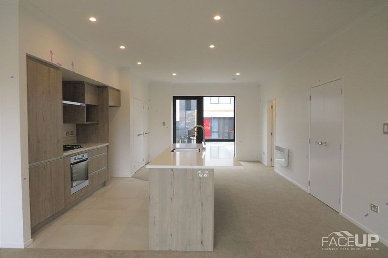 Photo of property in 16 Nugget Avenue, Hobsonville, Auckland, 0616