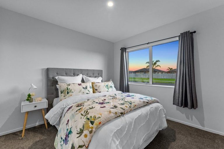 Photo of property in 35 Okawa Avenue, Papakura, 2110