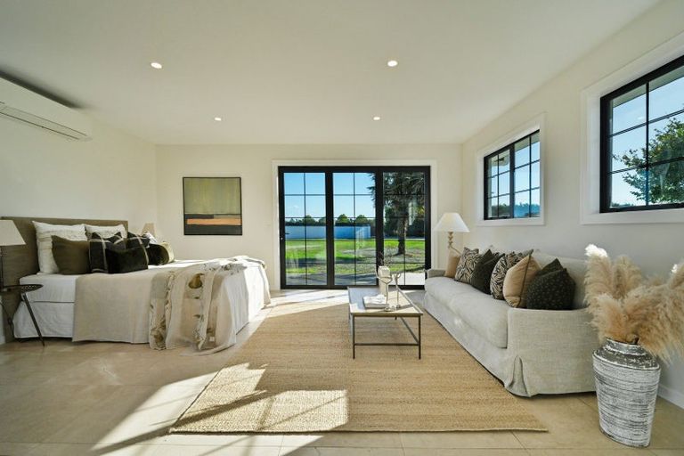 Photo of property in 165 School Road, Clive, 4102