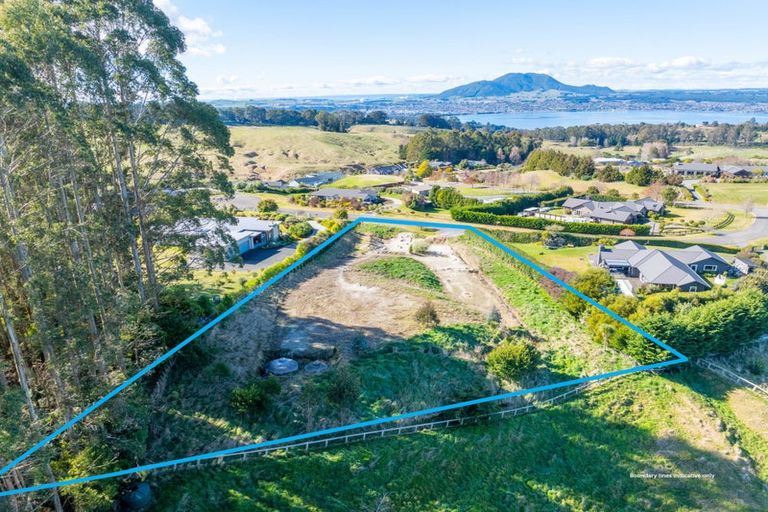 Photo of property in 19 Glenlochy Rise, Acacia Bay, Taupo, 3385