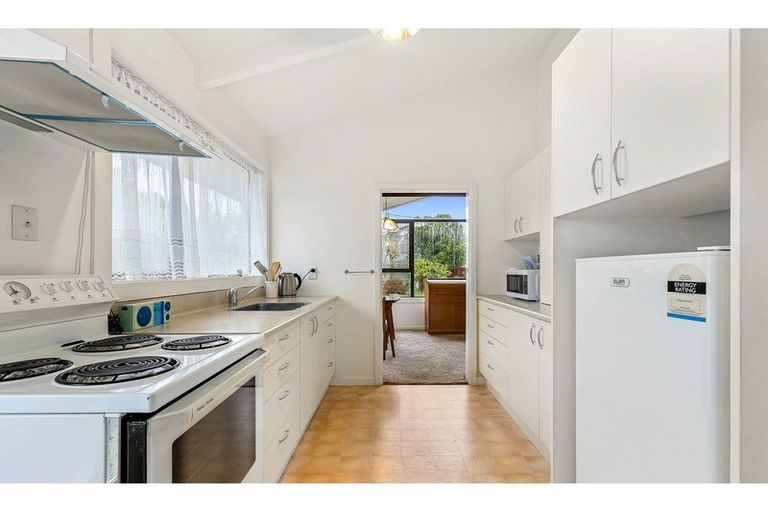 Photo of property in 16a Fenhall Street, Russley, Christchurch, 8042