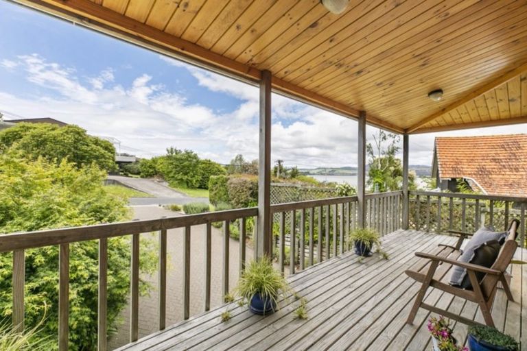 Photo of property in 2 Grand Vue Road, Kawaha Point, Rotorua, 3010