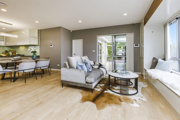 Photo of property in 399 Ormiston Road, Flat Bush, Auckland, 2019