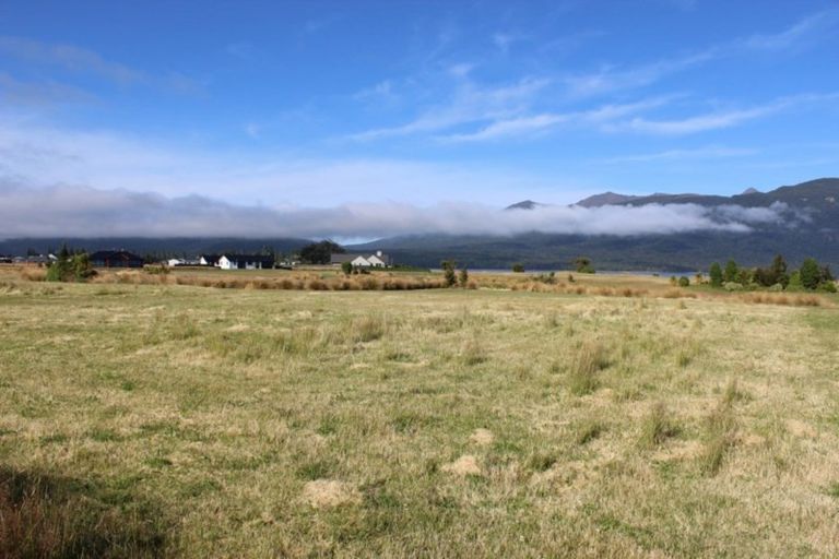 Photo of property in 71 Takitimu Avenue, Te Anau, 9600