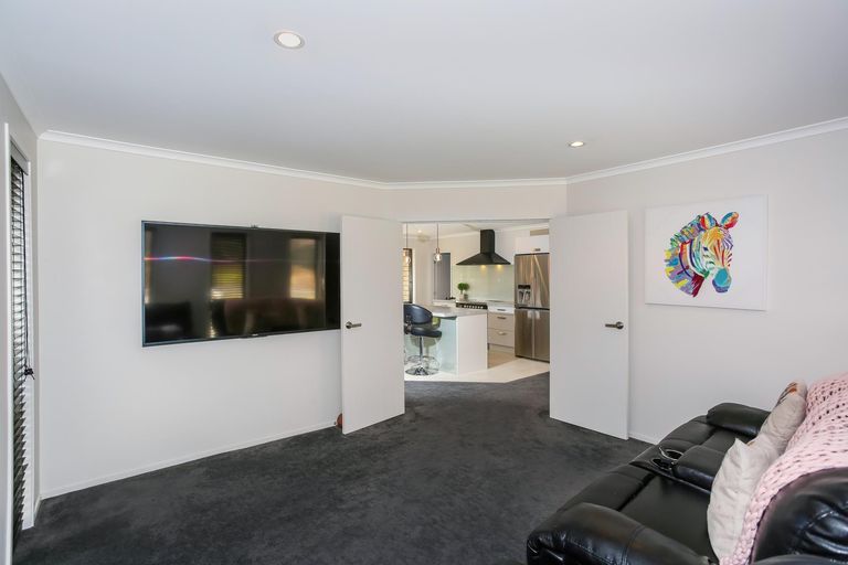 Photo of property in 172 Helenslee Road, Pokeno, 2472