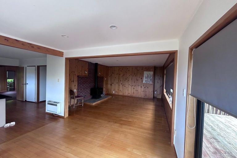 Photo of property in 2 Allender Drive, Torbay, Auckland, 0630