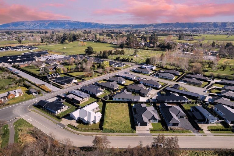 Photo of property in 5 Petre Lane, East Taieri, 9024