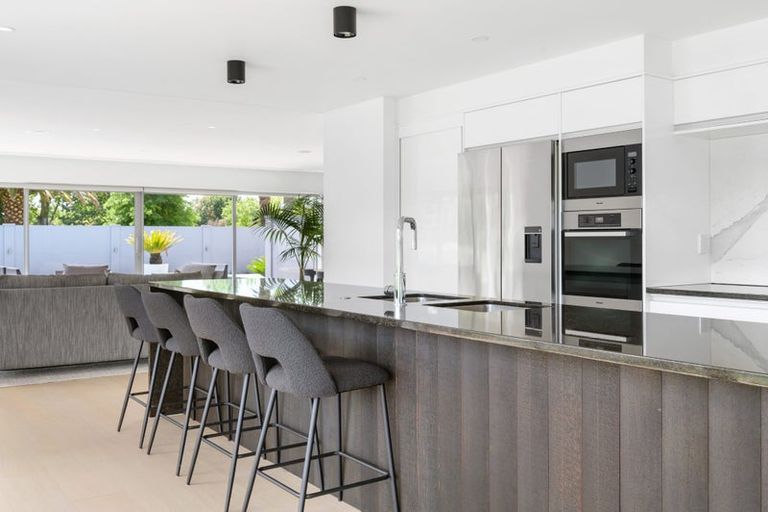 Photo of property in 2227 River Road, Horsham Downs, Hamilton, 3281