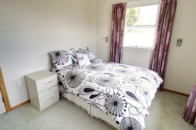 Photo of property in 82a Mclauchlan Street, Springlands, Blenheim, 7201