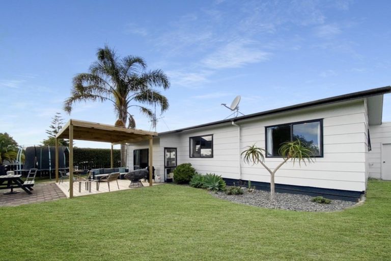 Photo of property in 262 Gravatt Road, Papamoa Beach, Papamoa, 3118