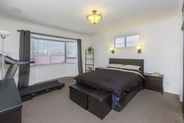 Photo of property in 24 Wilford Street, Wallaceville, Upper Hutt, 5018
