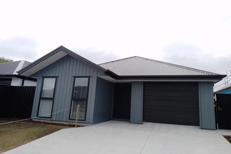 Photo of property in 35 Mills Road, Marshland, Christchurch, 8051