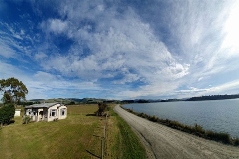 Photo of property in 6 Jacks Bay Road, Hinahina, Owaka, 9586