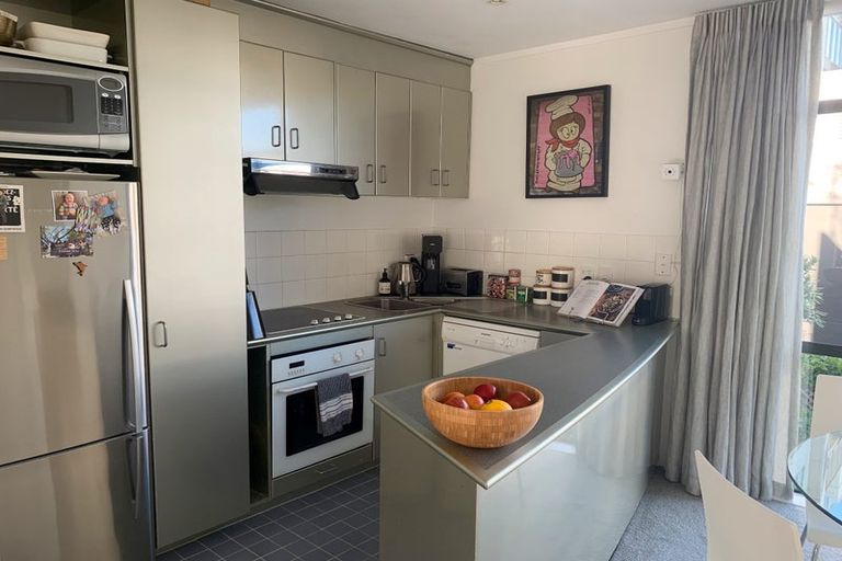 Photo of property in 35e Northcroft Street, Takapuna, Auckland, 0622
