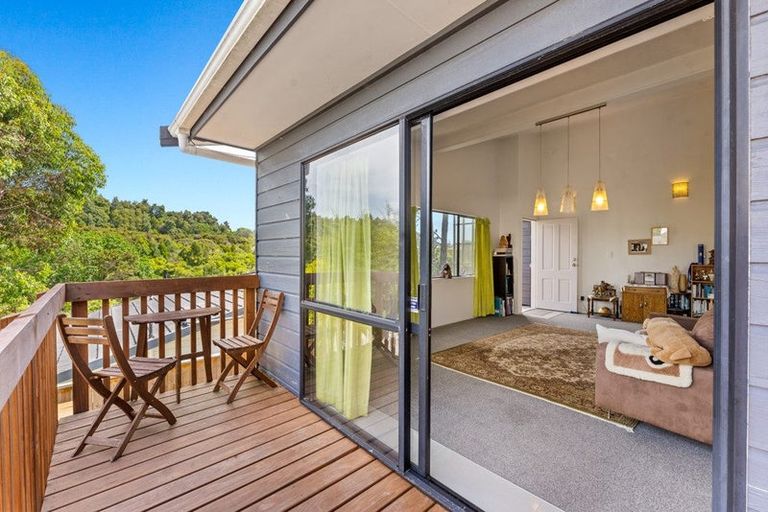 Photo of property in 1/9a Kitewao Street, Northcote, Auckland, 0627