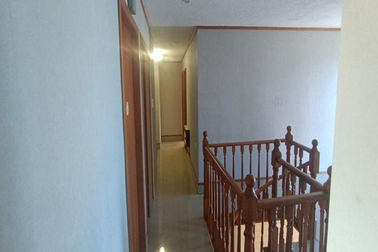 Photo of property in 12b Bronte Place, Whalers Gate, New Plymouth, 4310