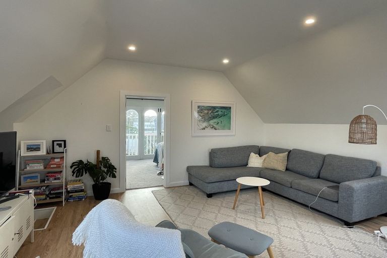 Photo of property in 7/38 Kitchener Road, Milford, Auckland, 0620