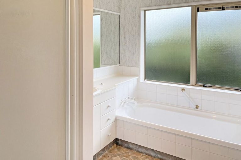 Photo of property in 223 Gloucester Road, Mount Maunganui, 3116