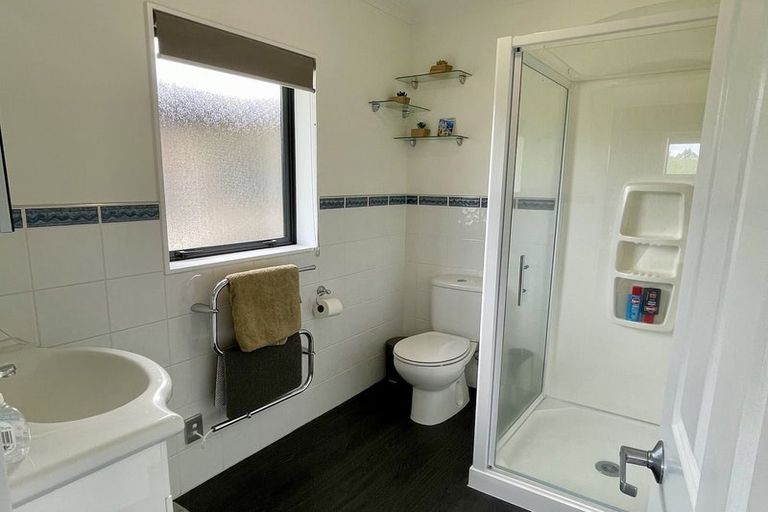 Photo of property in 30 Kestrel Avenue, Welcome Bay, Tauranga, 3112