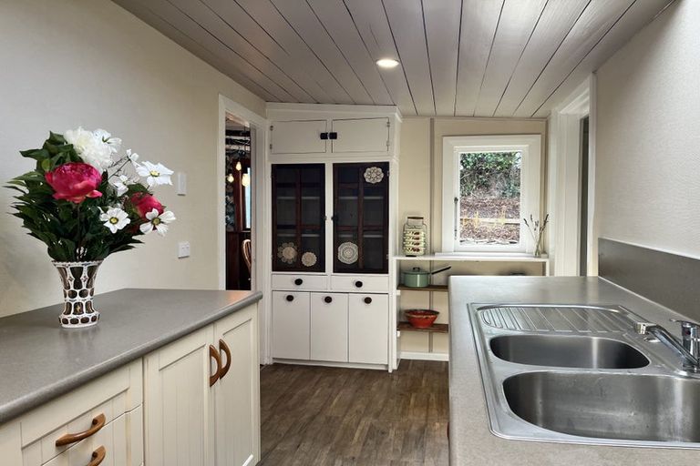 Photo of property in 27 Till Street, South Hill, Oamaru, 9400