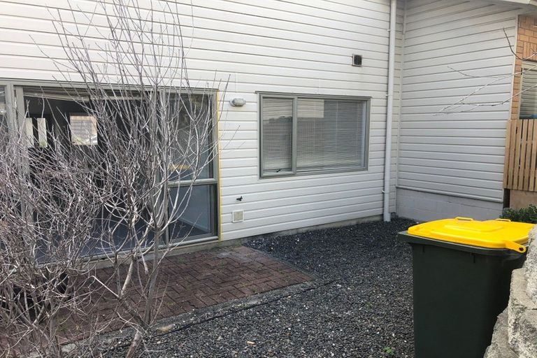 Photo of property in St Claire Village, 121/172 Mcleod Road, Te Atatu South, Auckland, 0610