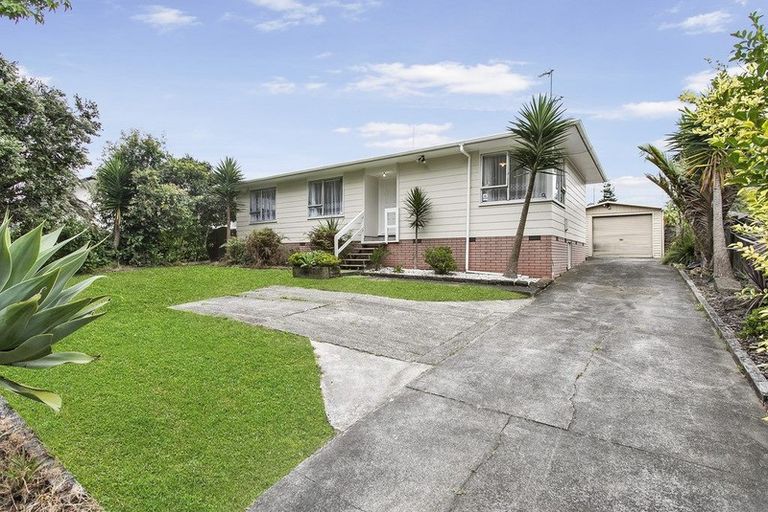 Photo of property in 78 Sikkim Crescent, Clover Park, Auckland, 2019