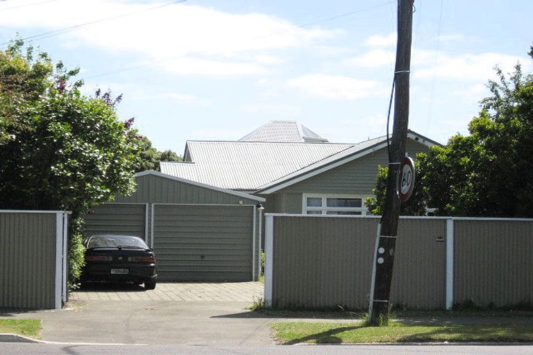Photo of property in 2/408 Yaldhurst Road, Russley, Christchurch, 8042