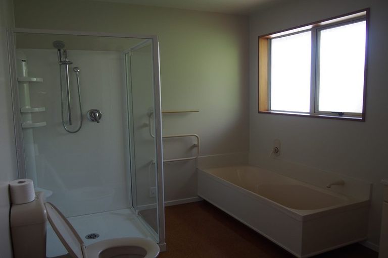 Photo of property in 29a Strowan Road, Strowan, Christchurch, 8052