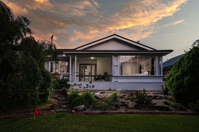 Photo of property in 11 Haronga Road, Inner Kaiti, Gisborne, 4010