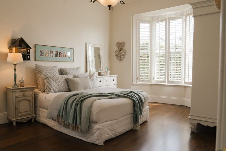 Photo of property in 31 Richmond Avenue, Northcote Point, Auckland, 0627