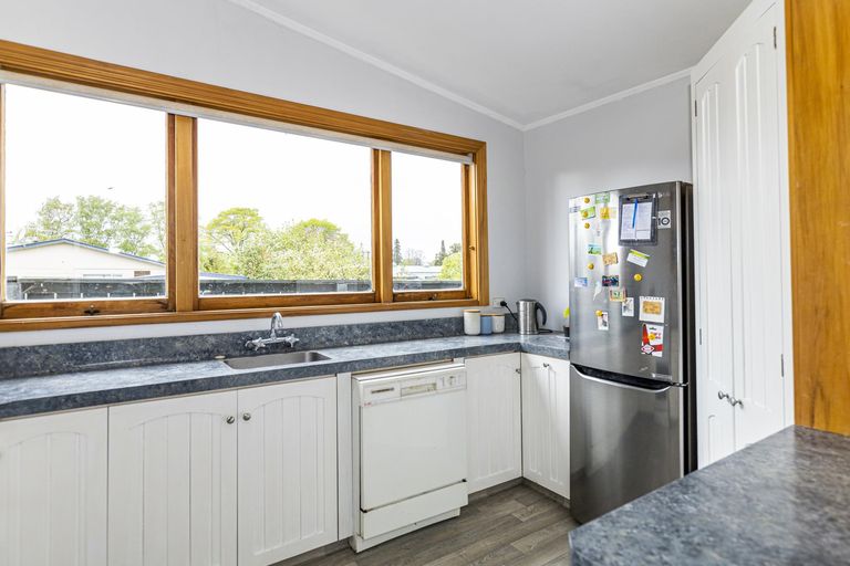 Photo of property in 1 Wright Street, Geraldine, 7930