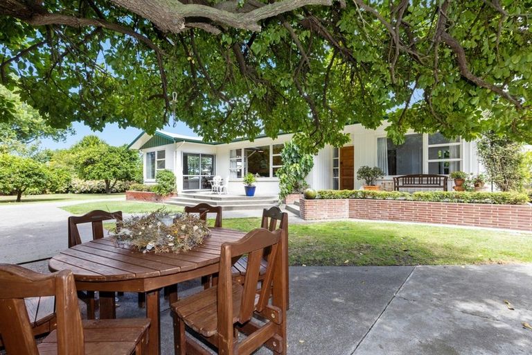 Photo of property in 22 Goulter Street, Clive, Hastings, 4180