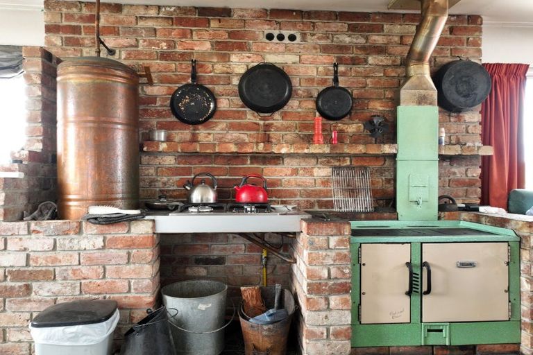 Photo of property in 69 Waipori Cemetery Road, Waipori, Outram, 9074