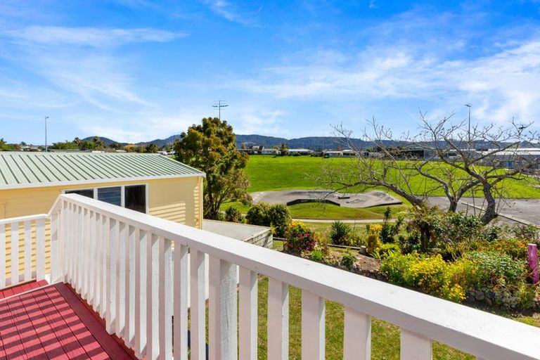 Photo of property in 11 Gray Avenue, Te Puke, 3119