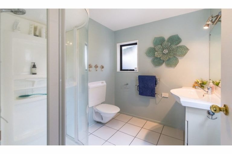 Photo of property in 10 Haineswood Lane, Sockburn, Christchurch, 8042