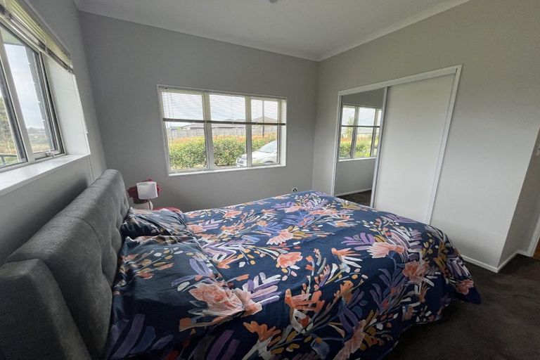 Photo of property in 90 Hillpark Drive, Pokeno, 2402