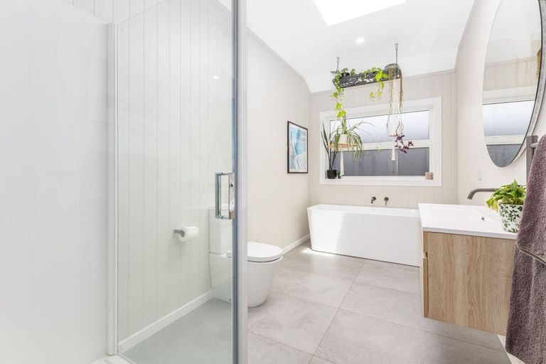 Photo of property in 22 Topsail Way, Whitby, Porirua, 5024