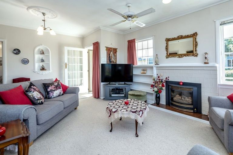 Photo of property in 64 East Street, Greytown, 5712