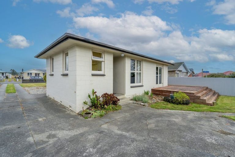 Photo of property in 17 Sword Street, Gore, 9710